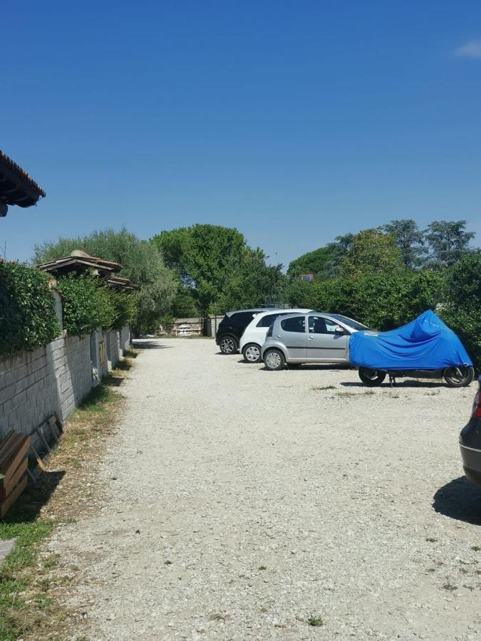 Apartment Roma Tor Vergata Con Giardino Екстер'єр фото