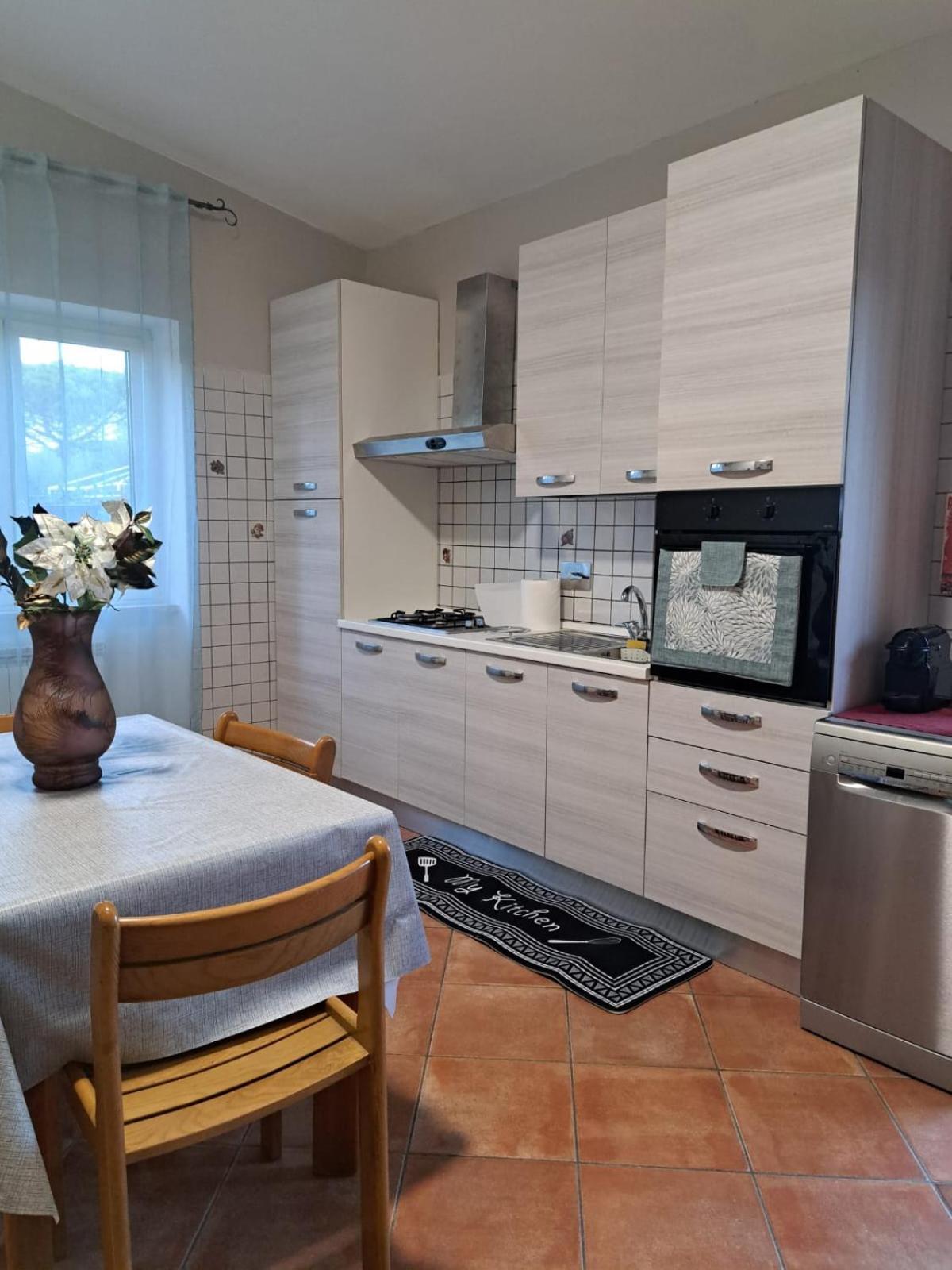 Apartment Roma Tor Vergata Con Giardino Екстер'єр фото